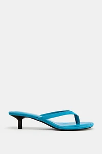SUEDE KITTEN HEEL SANDALS