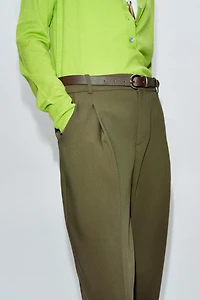 BELTED PLEATED PANTS