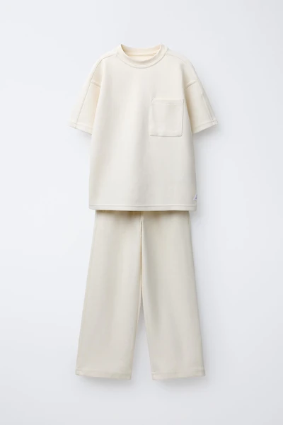 INTERLOCK PIQUE T-SHIRT AND PANTS SET
