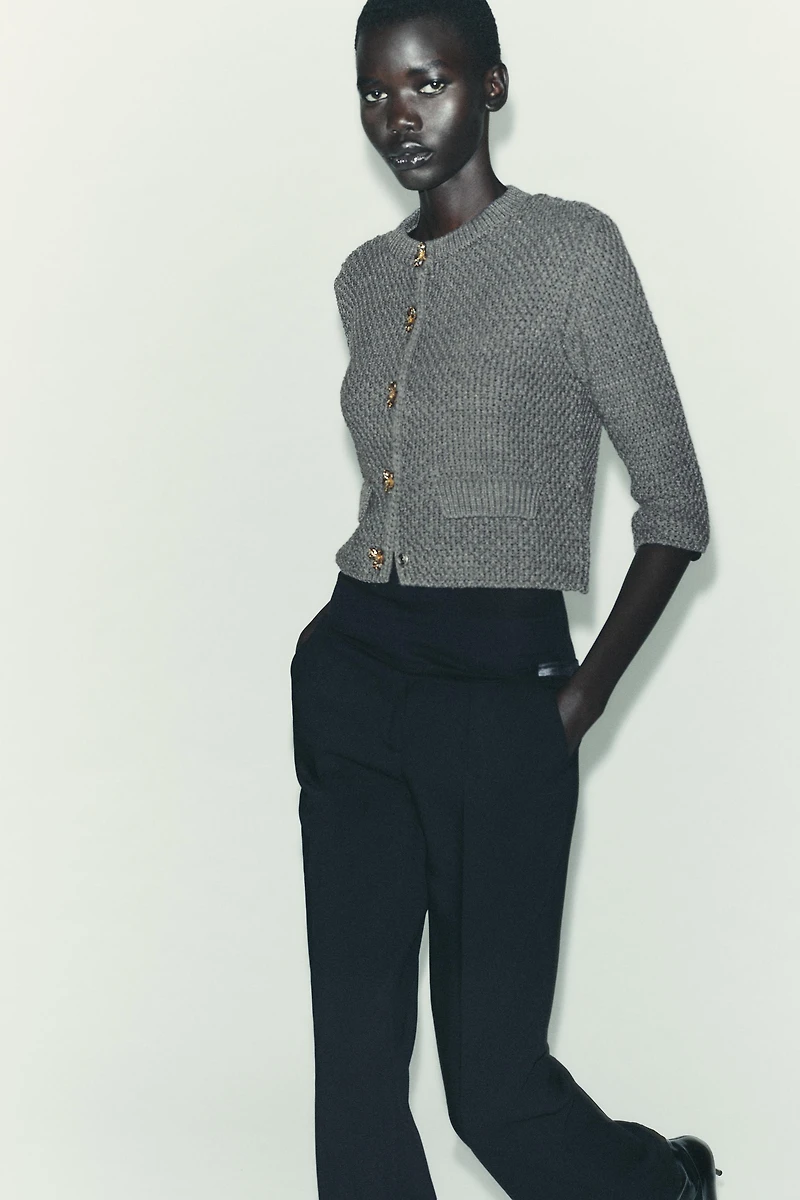 JEWEL BUTTON KNIT CARDIGAN