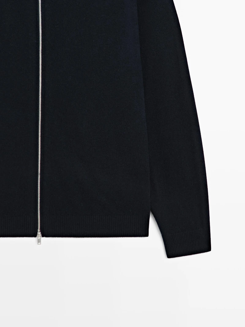 Zip-up knit cardigan with hood