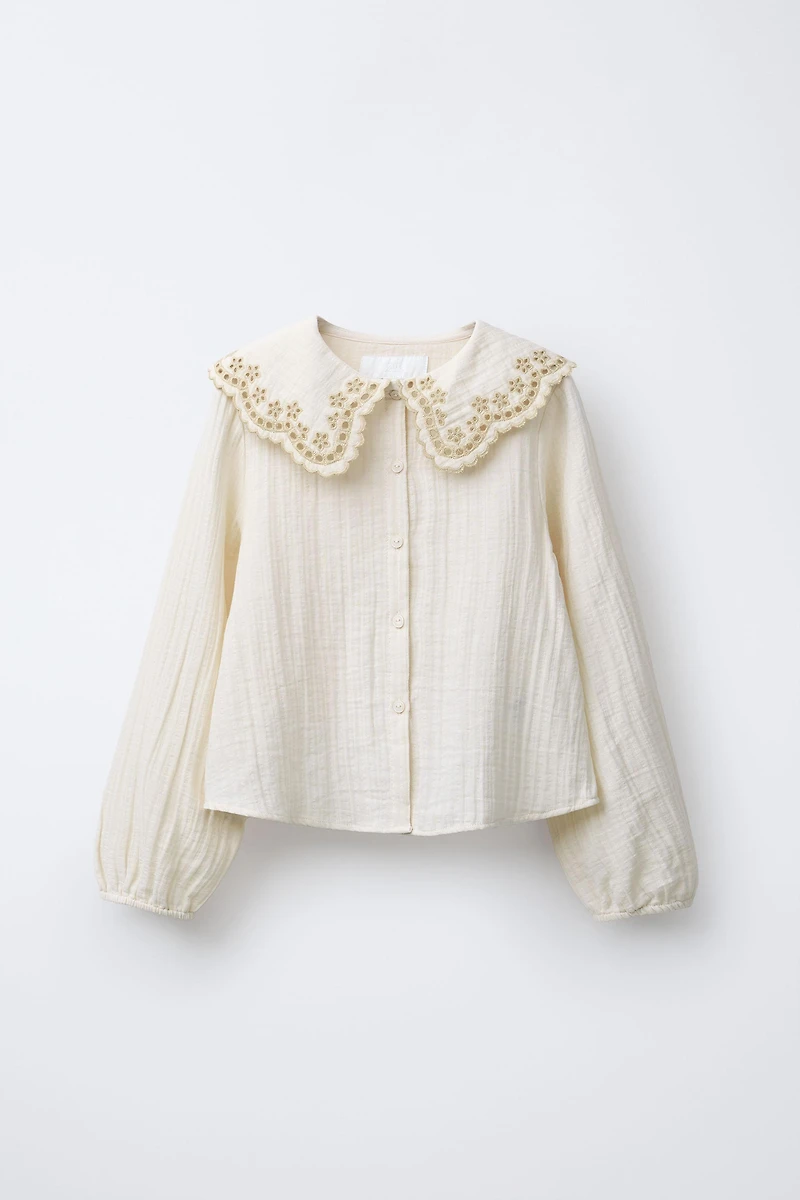 EMBROIDERED PETER PAN COLLAR SHIRT