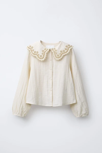 EMBROIDERED PETER PAN COLLAR SHIRT