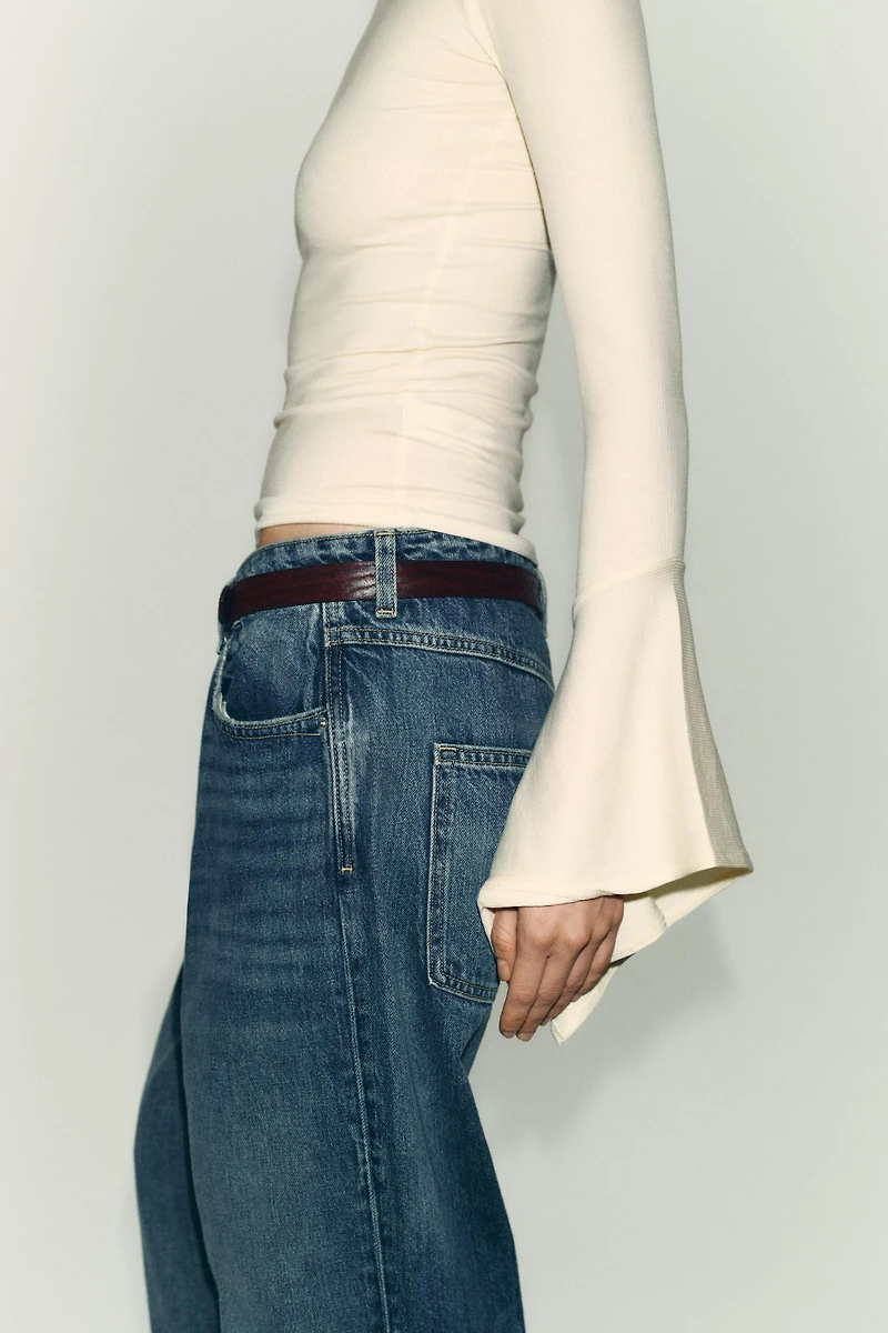 HAUT MANCHES À VOLANTS