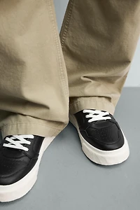 CHUNKY SNEAKERS