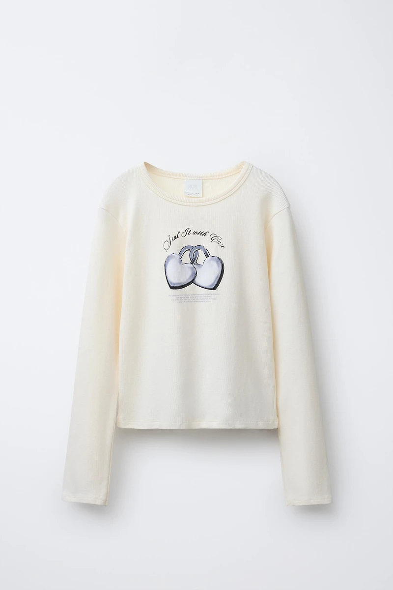 RIBBED HEART AND TEXT T-SHIRT