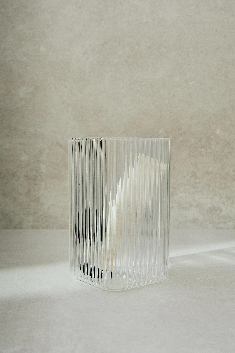 RAISED TOOTHBRUSH HOLDER