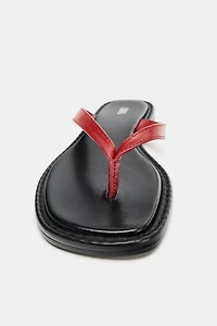 CONTRAST LEATHER SANDALS