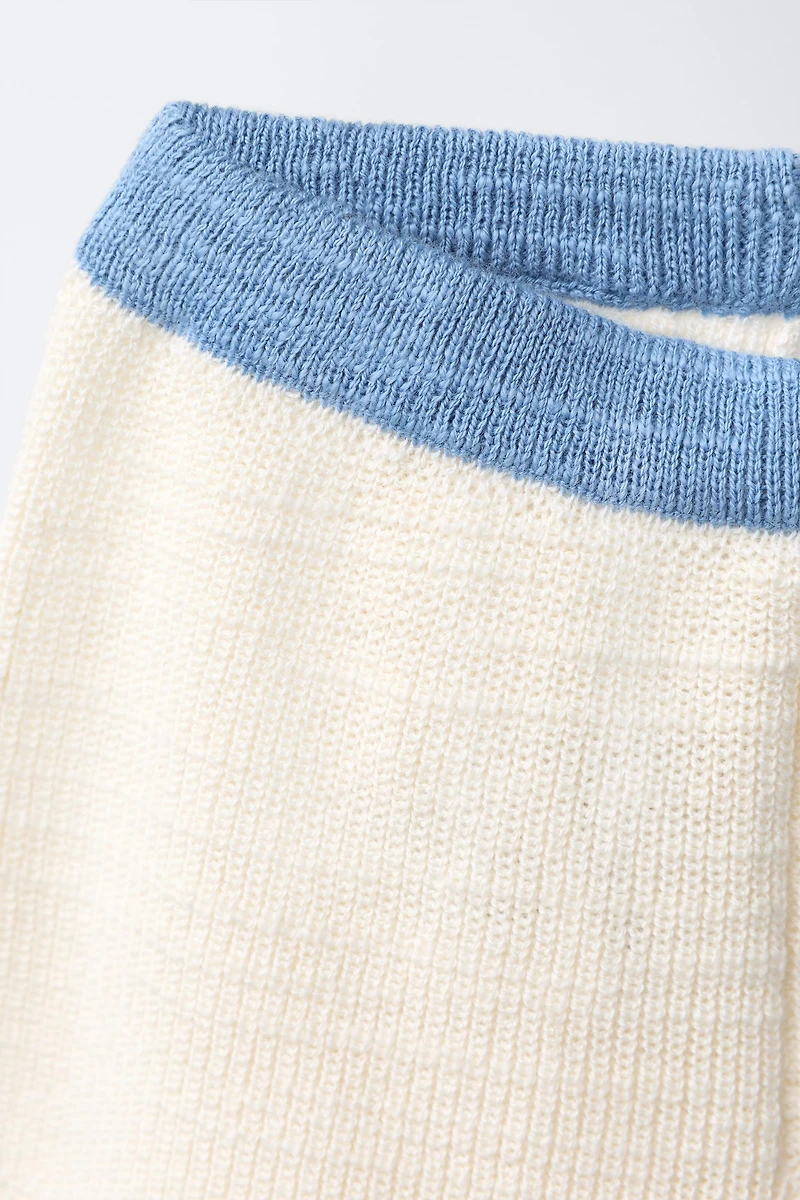 SHORT EN MAILLE CONTRASTÉE
