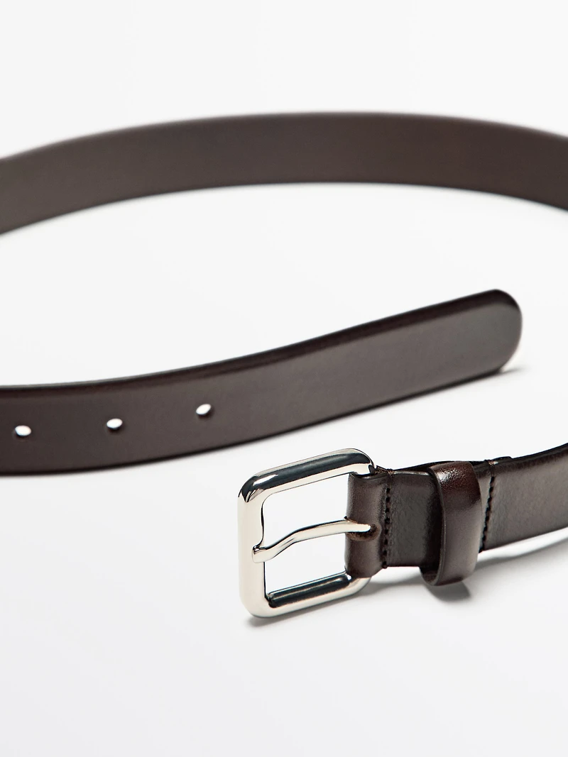 Ceinture avec boucle carrée en cuir