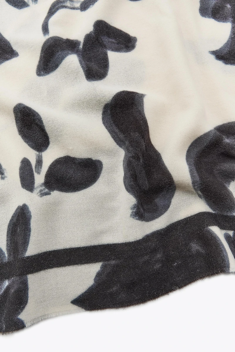 PRINTED SCARF