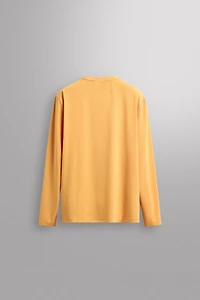 T-SHIRT TECHNIQUE BASIQUE À MANCHES LONGUES