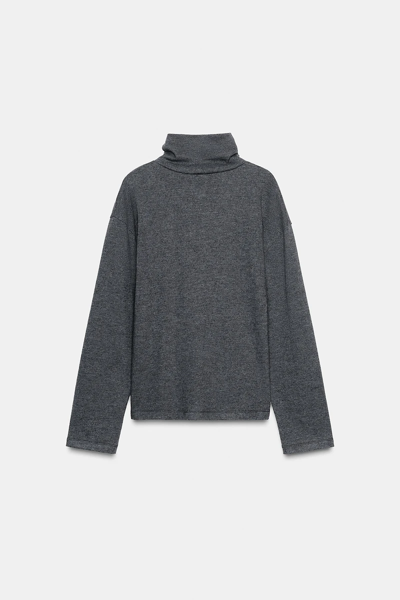 SOFT METAL APPLIQUÉ TOP