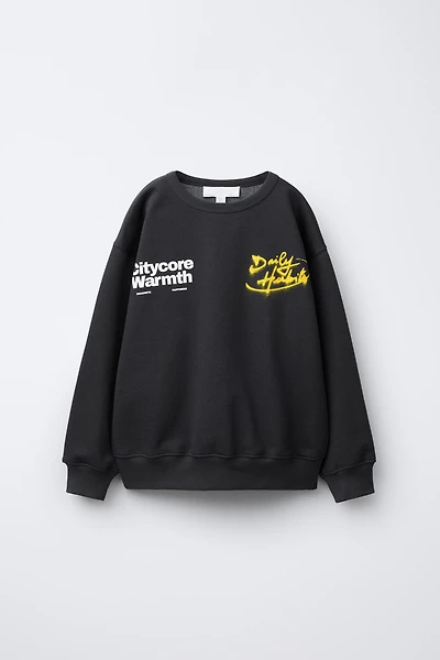 GRAFFITI PRINT SWEATSHIRT
