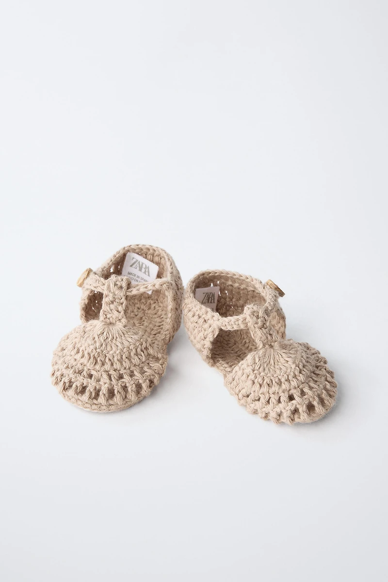 CHAUSSONS EN MAILLE