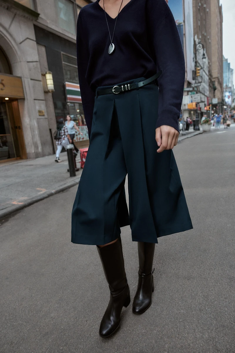 BELTED LONG SHORTS