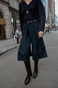 BELTED LONG SHORTS