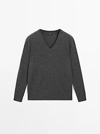 Knit 100% cashmere V-neck sweater