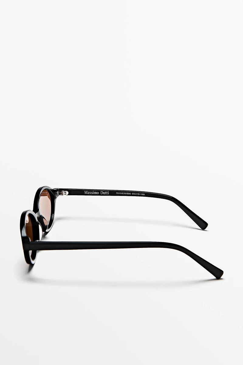 Oval sunglasses