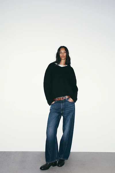 PLAIN KNIT V-NECK JUMPER