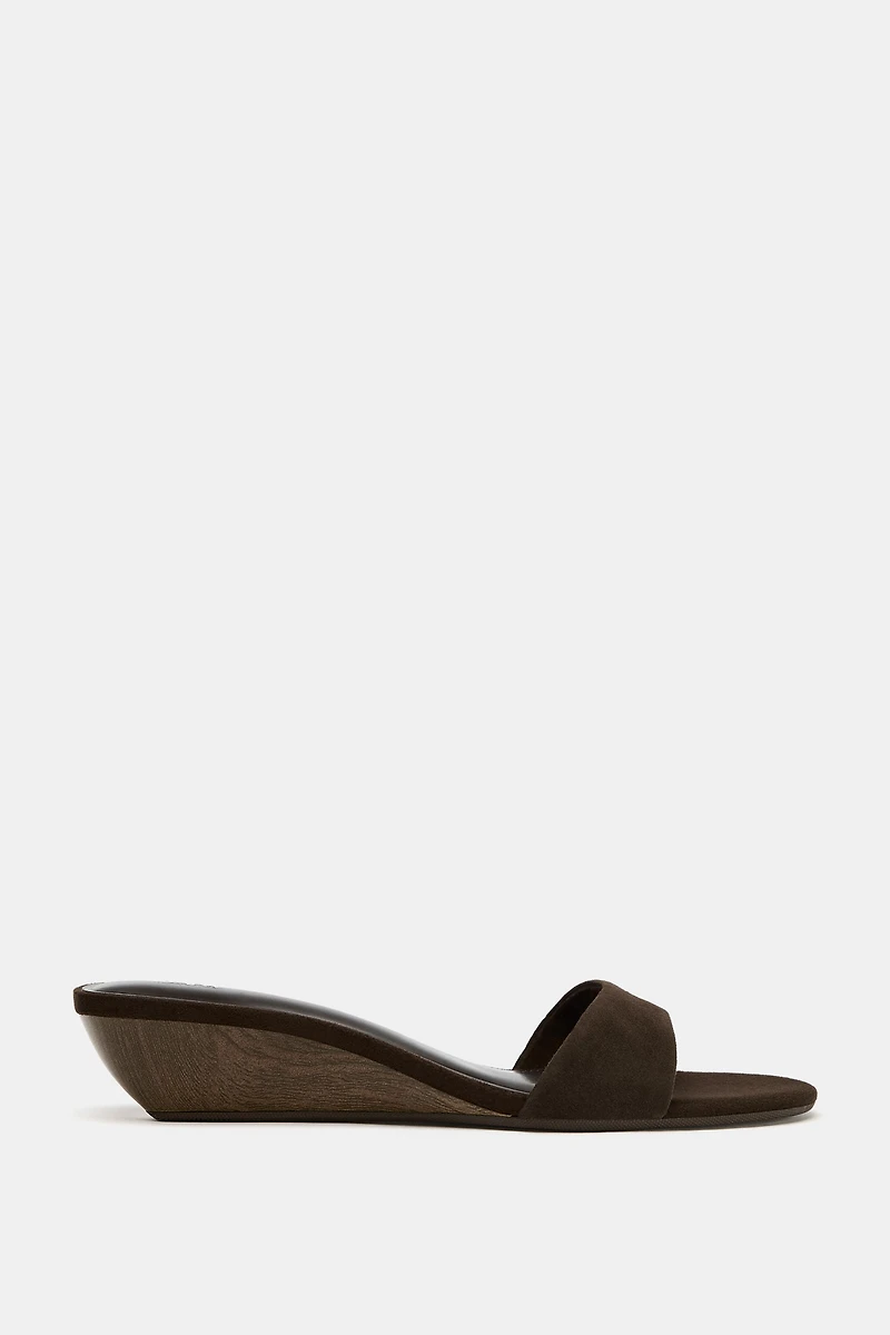 SUEDE WEDGE SANDALS