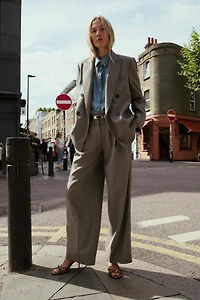 WIDE LEG PLEATED PANTS