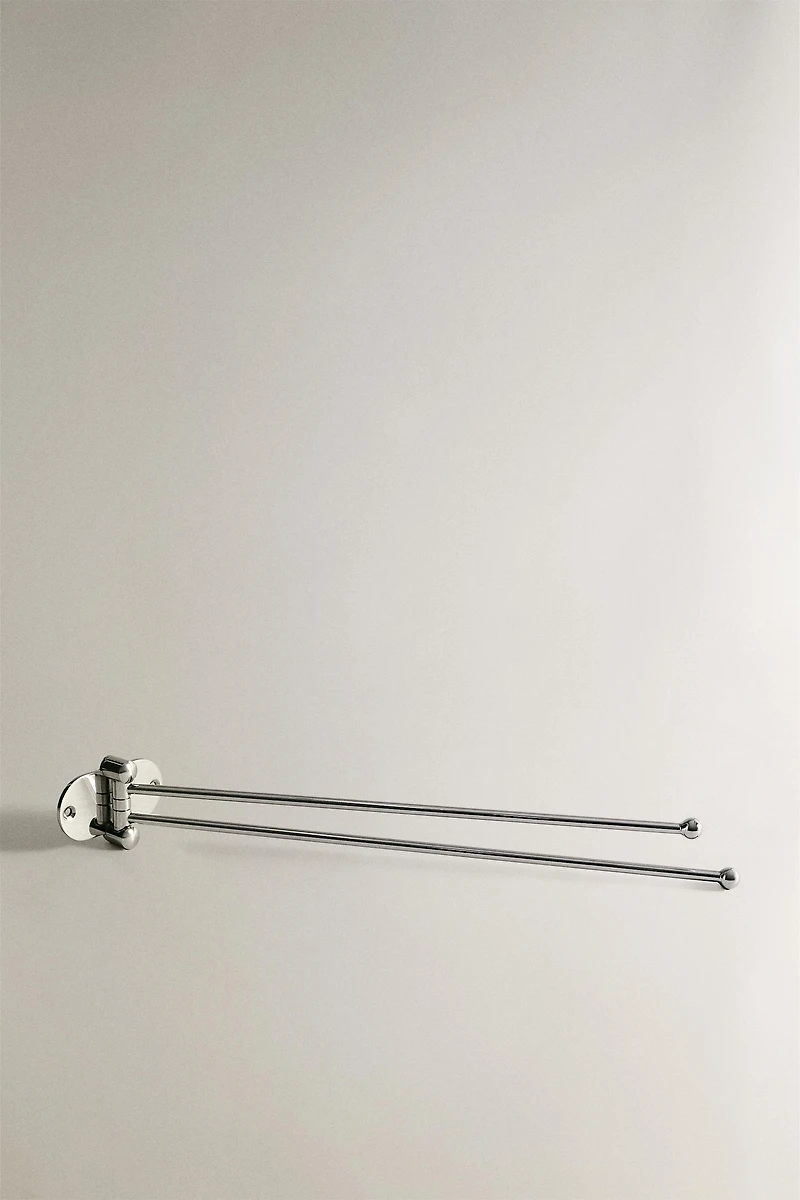 SHINY METAL WALL TOWEL RACK