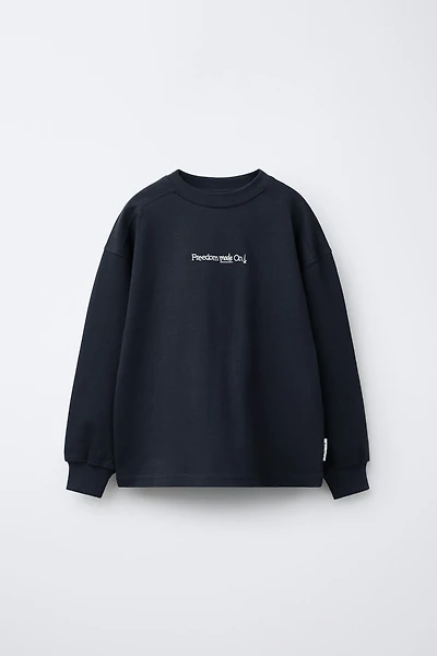 EMBROIDERED TEXT T-SHIRT