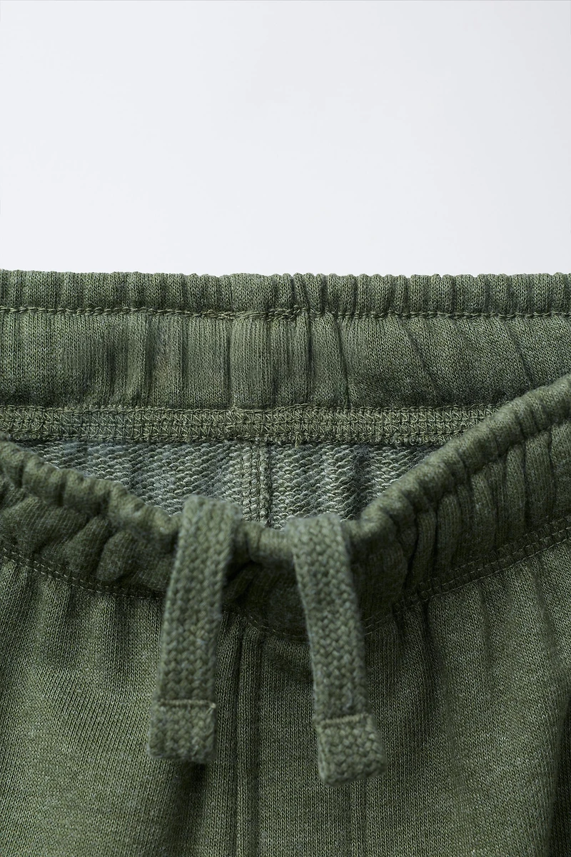 PLUSH SWEATSHIRT AND PANTS SET WITH TEXT PRINT