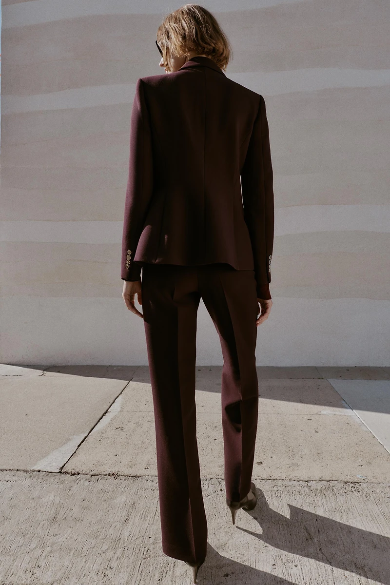 TAILORED BLAZER WITH SHOULDER PADS