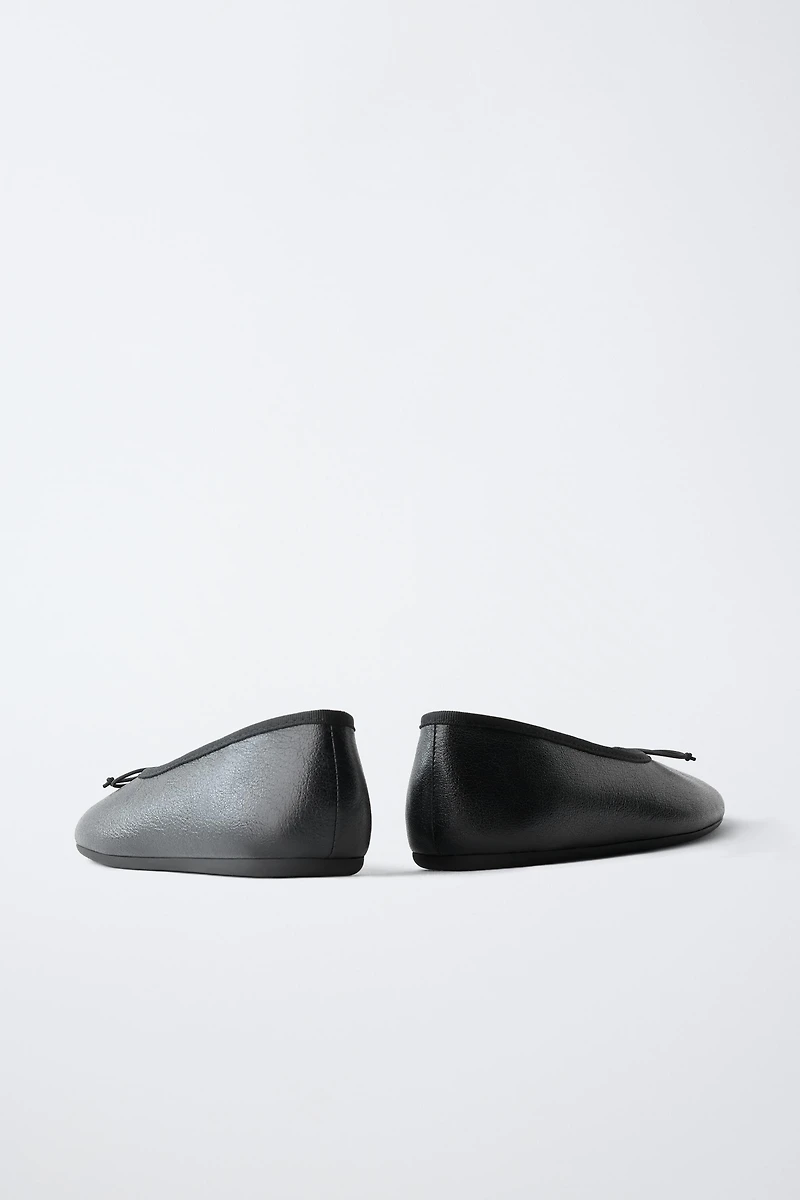 BALLERINES EN CUIR À NŒUD
