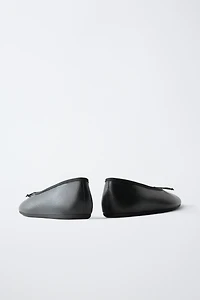 BALLERINES EN CUIR À NŒUD
