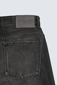 JEAN COUPE DÉCONTRACTÉE