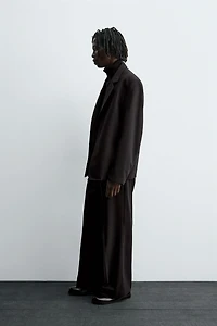 SUIT JACKET WITH REMOVABLE LAPEL