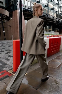 STRAIGHT LEG BELTED PANTS