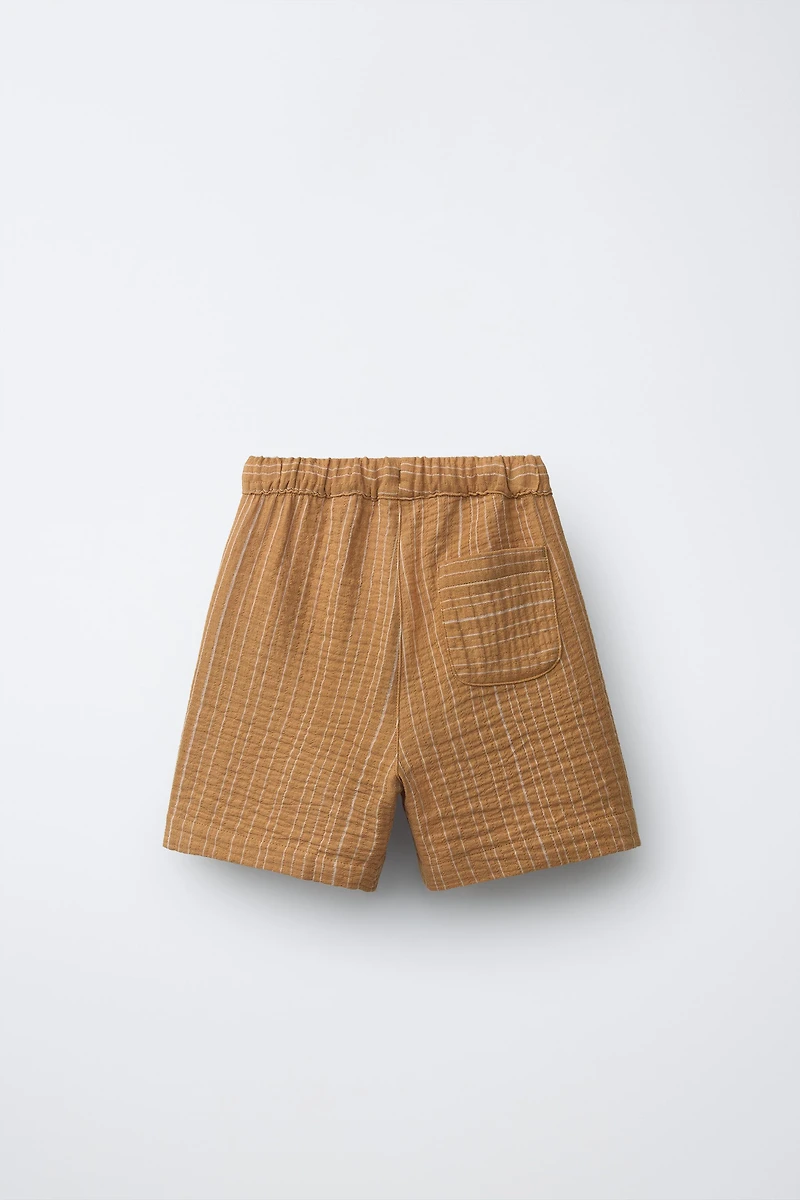 TEXTURED STRIPED SHORTS