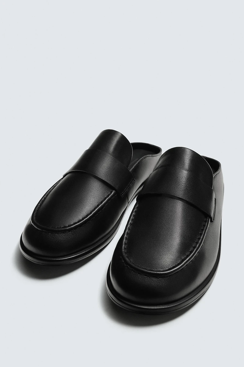 MOCASSINS OUVERTS À L'ARRIÈRE EN CUIR