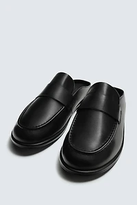 MOCASSINS OUVERTS À L'ARRIÈRE EN CUIR