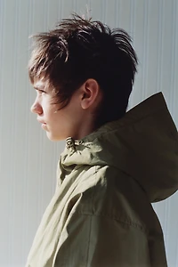 SHORT POCKET PARKA