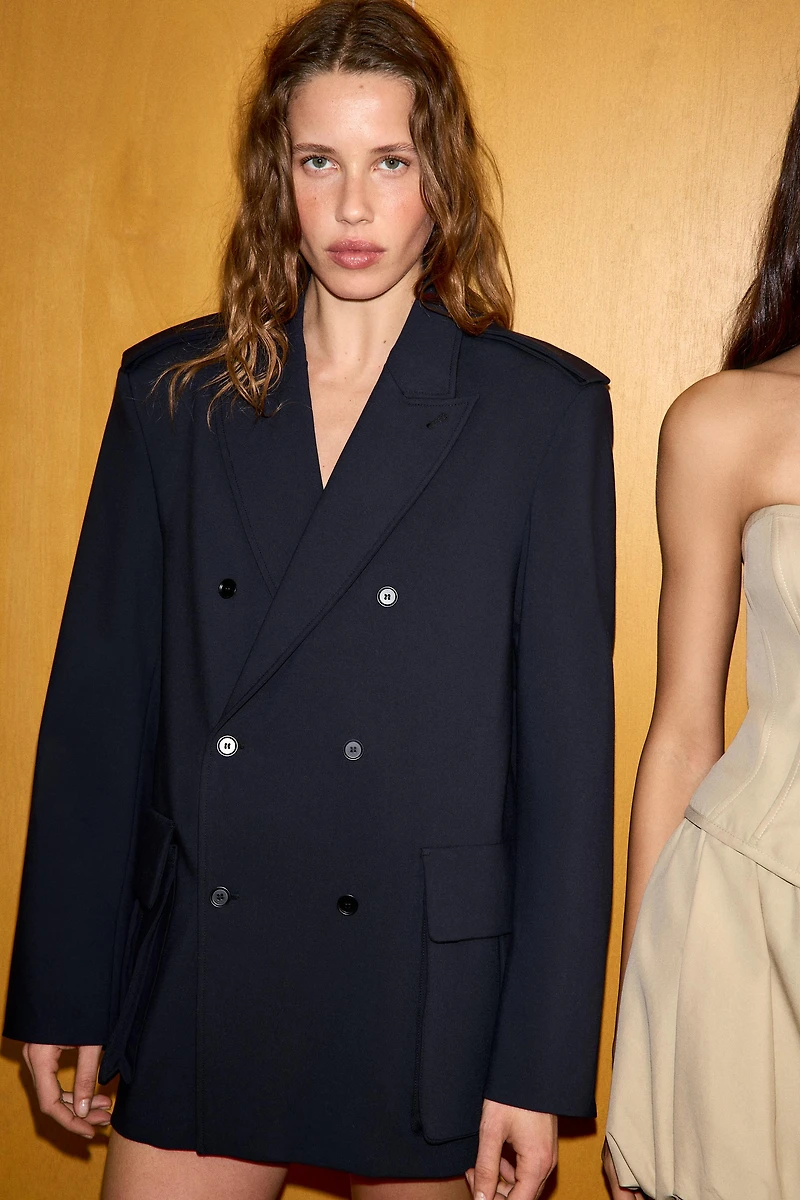 OVERSIZED BLAZER WITH MAXI POCKETS