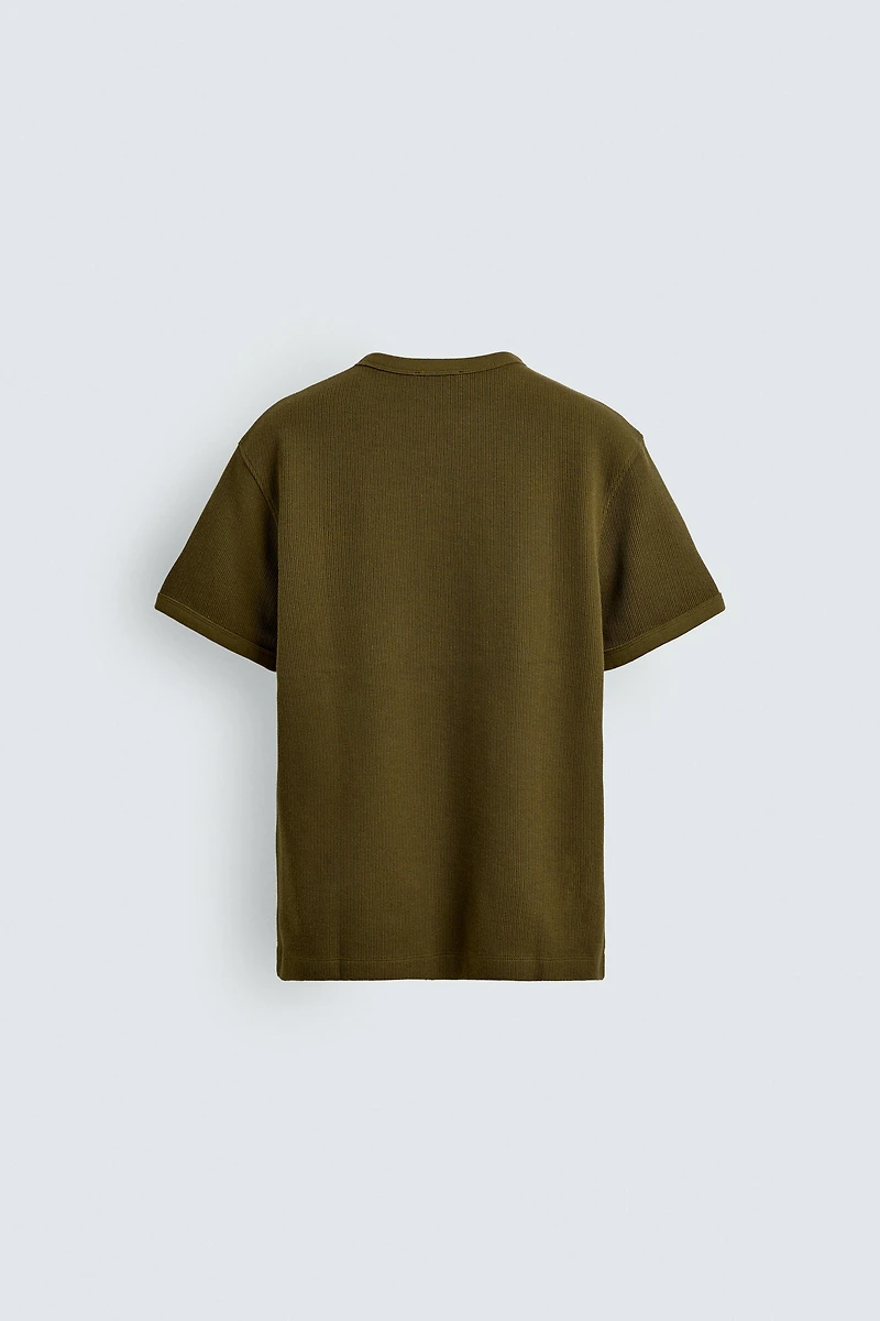 TEXTURED HENLEY SHIRT