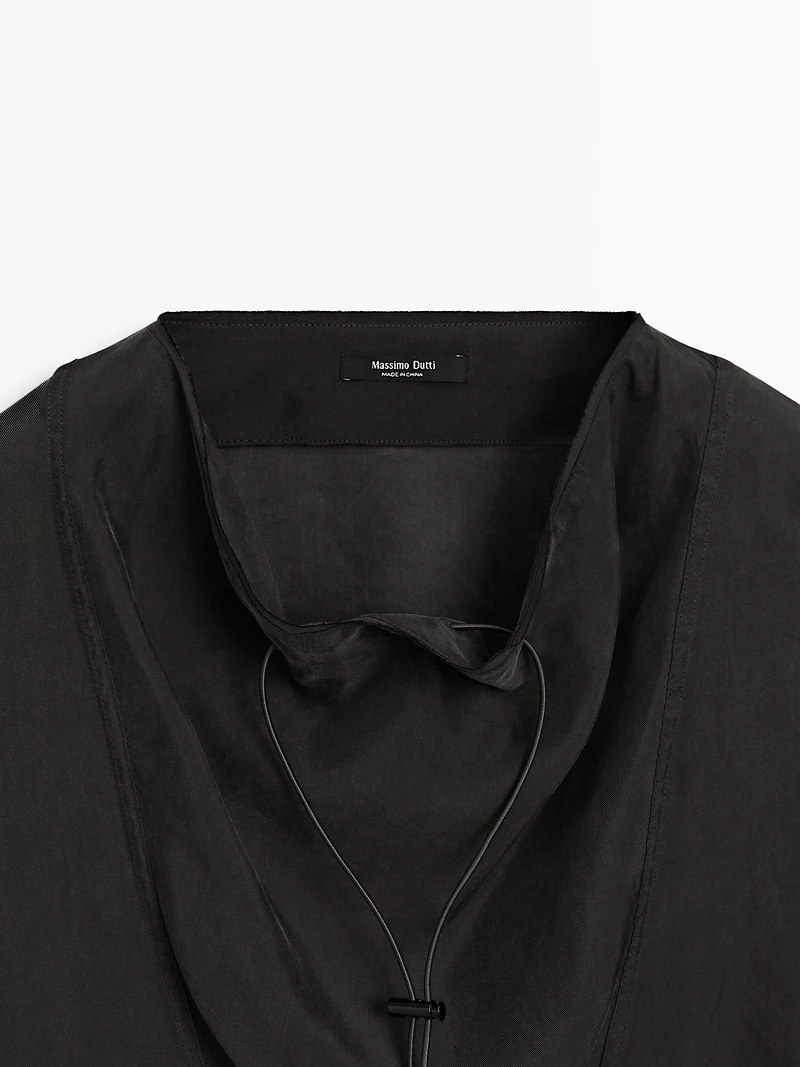 Shirt with drawstring detail