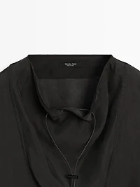 Shirt with drawstring detail