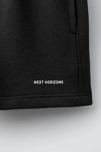 BASIC TEXT SHORTS