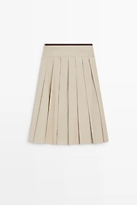 Pleated midi skirt with contrasting sash