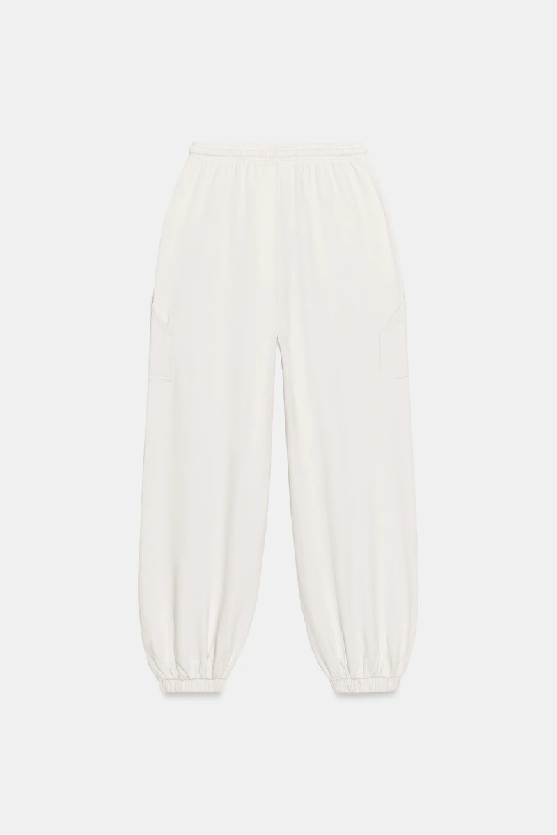 JOGGER PANTS WITH POCKETS