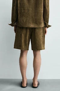 RELAXED FIT SUEDE SHORTS