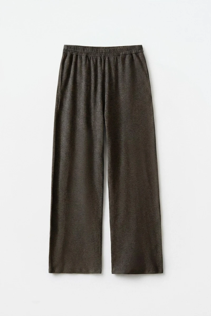 STRAIGHT PANTS