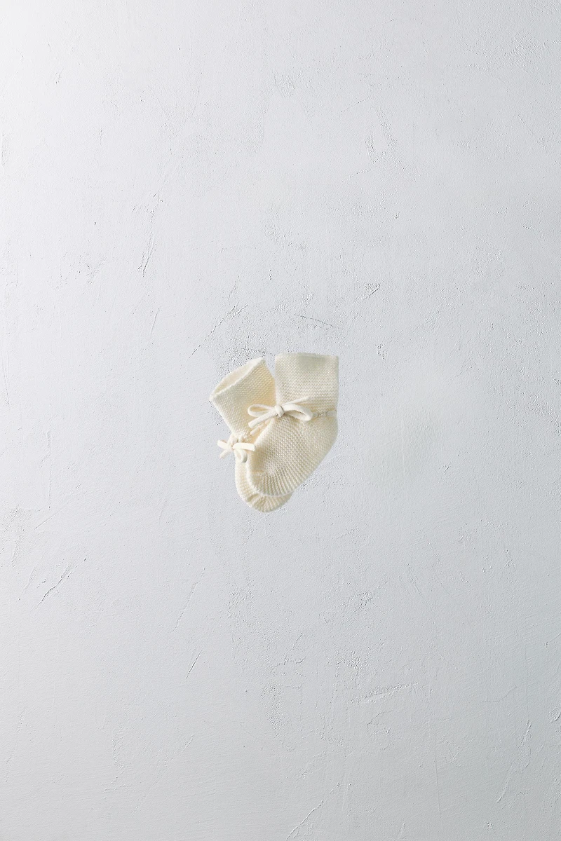 1-12 MONTHS/ 100% CASHMERE BOOTIES LIMITED EDITION