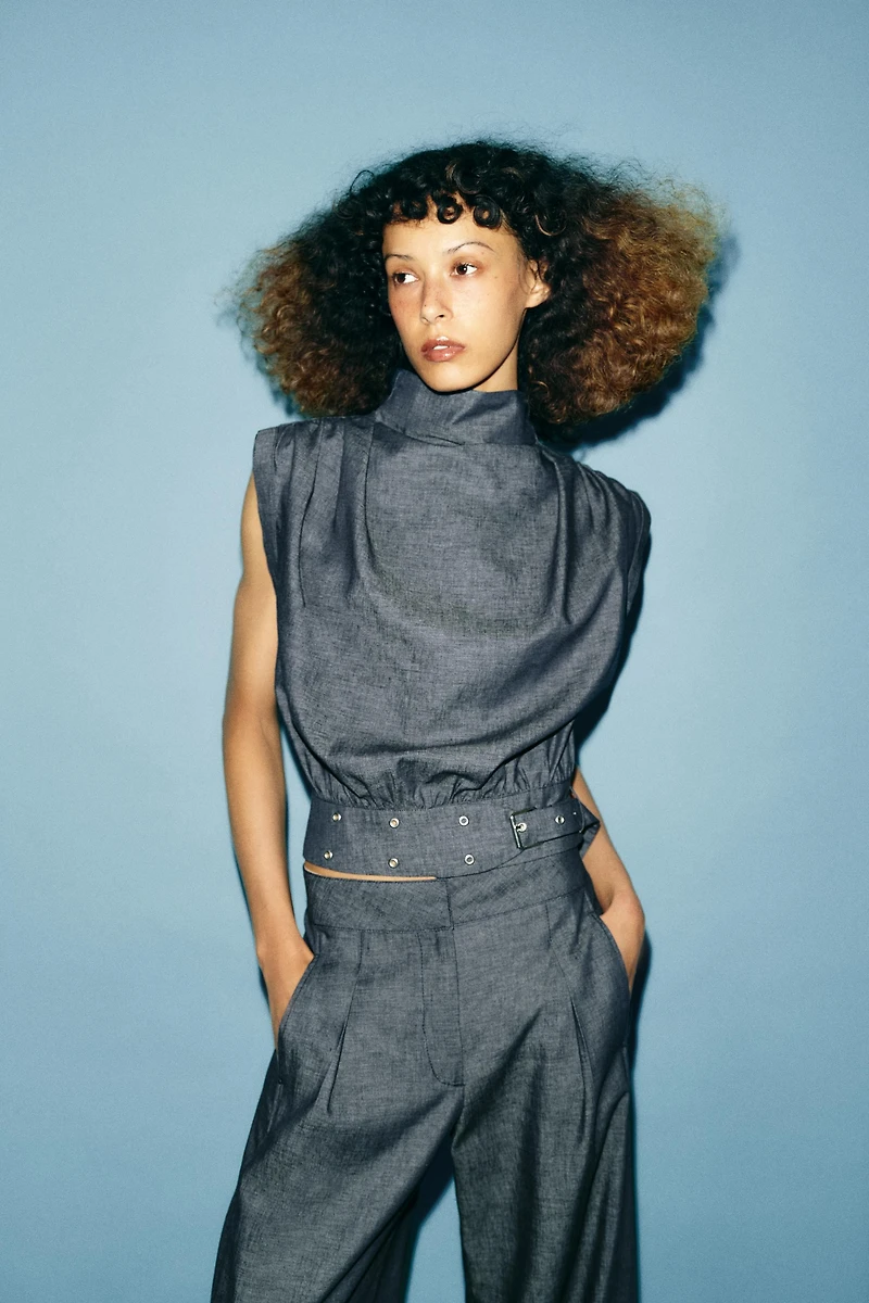 LINEN BUCKLE STUD TOP